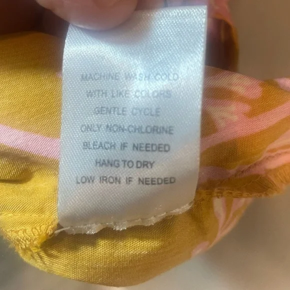 Dr 2 Yellow Floral Top with Ruffle Sleeves- Size XXL - Picture 7 of 11